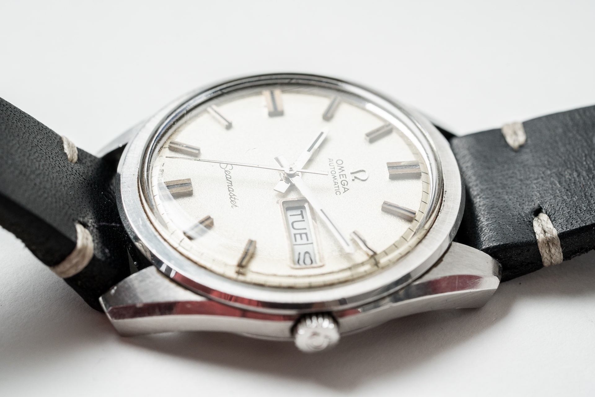 vintage omega seamaster 166.032 day-date watch