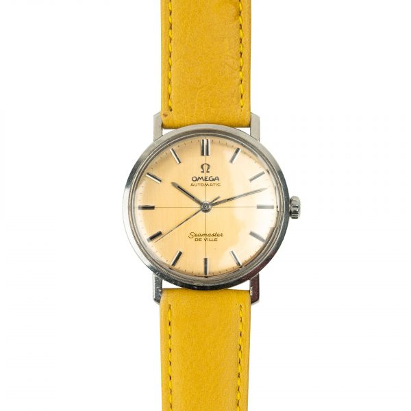 Vintage Omega Seamaster De Ville 165.020 from 1964 yellow patina