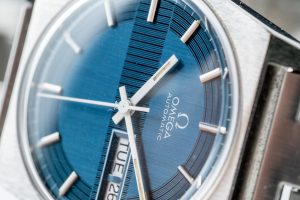 Vintage Omega Automatic Blue dial watch 1660120