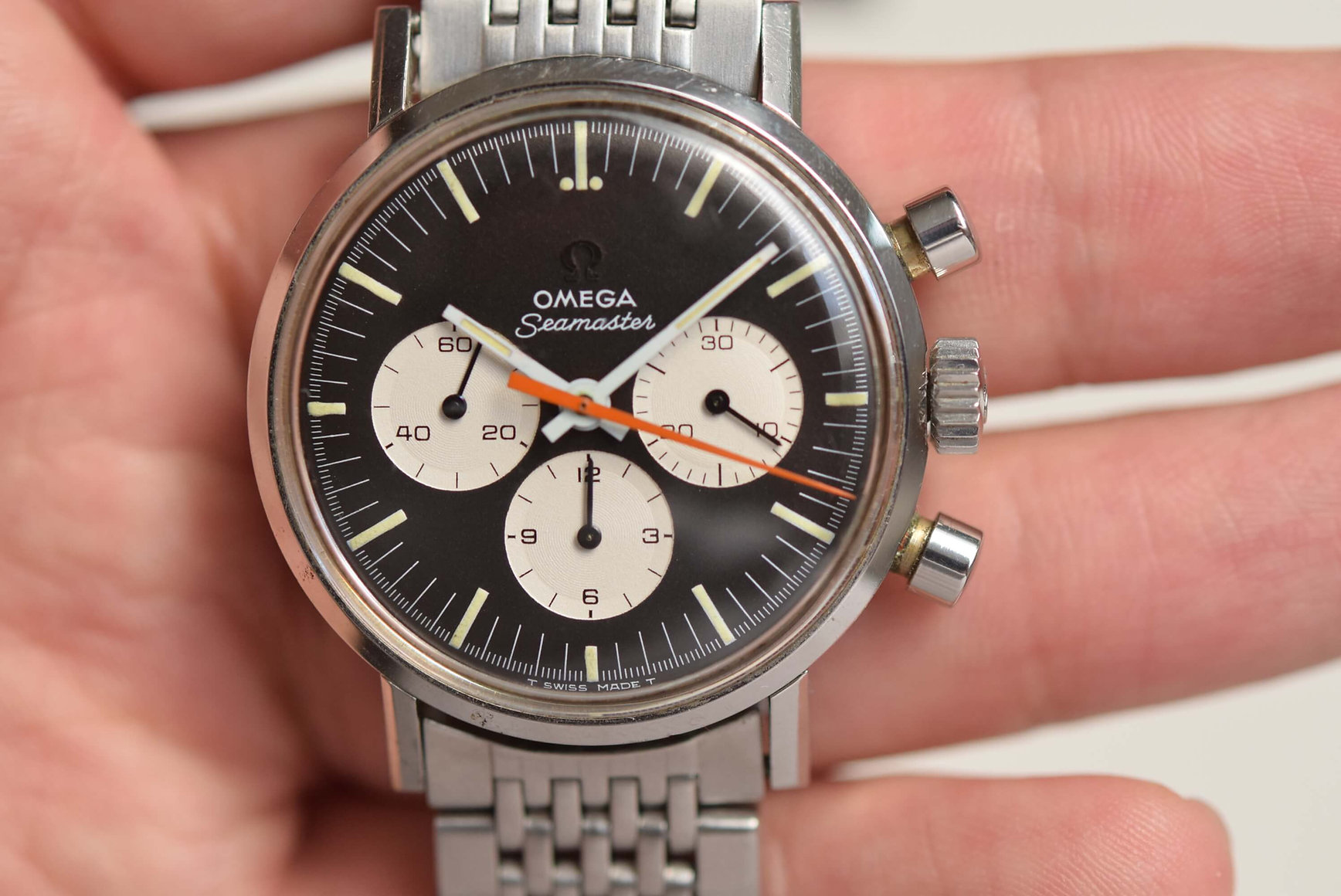 49d698_bbd328a141b347ddb40383e4b919dddb_mv2 Omega Seamaster 321 chronograph reverse panda 145.005-67