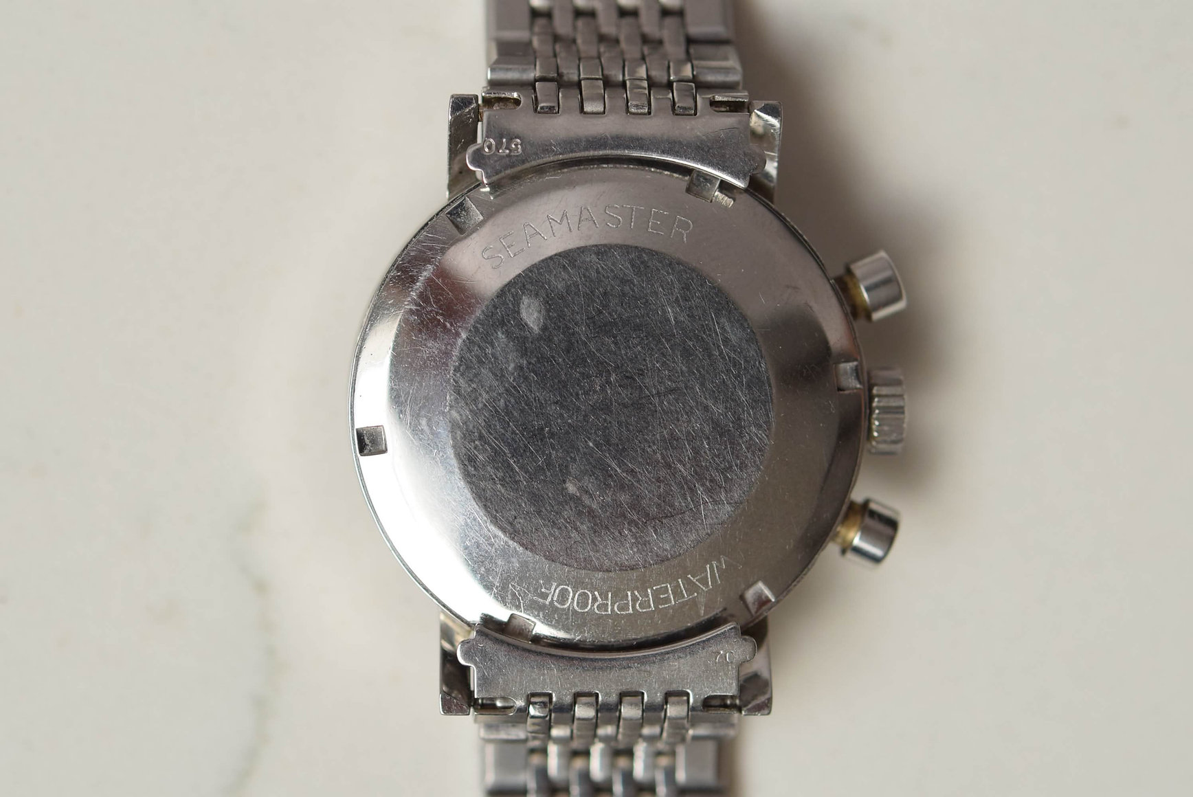 49d698_d8b2aefd01fe463db72d8d89b9b831a2_mv2 Omega Seamaster 321 chronograph reverse panda 145.005-67 case