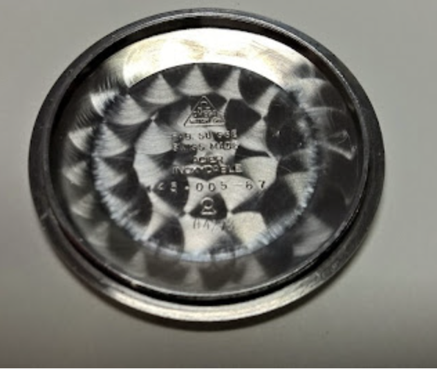 Schermafbeelding 2022-10-12 om 23.58.47 Omega Seamaster 321 chronograph reverse panda 145.005-67 case