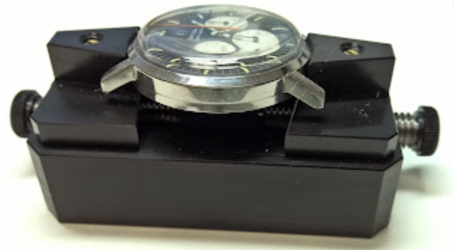 Schermafbeelding 2022-10-12 om 23.59.56 Omega Seamaster 321 chronograph reverse panda 145.005-67