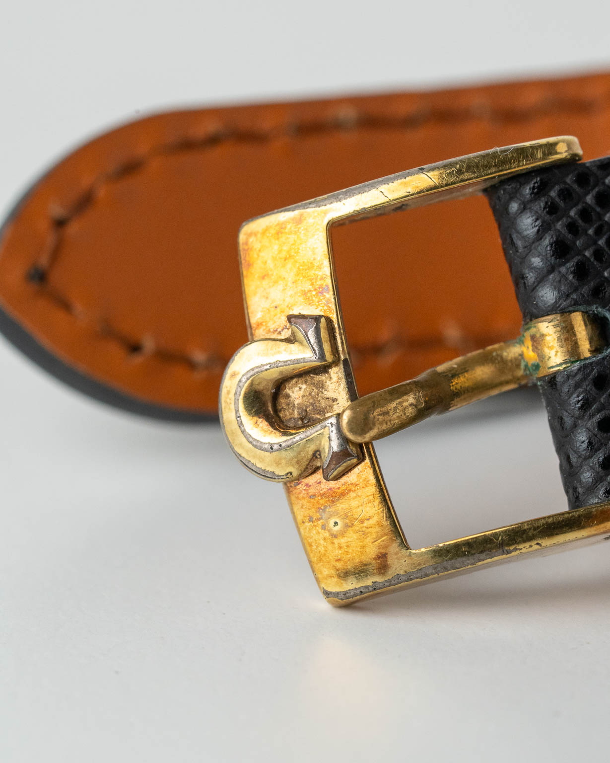 Vintage Omega Constellation 18k Onyx Date 168.004/14 from 1966 original omega buckle