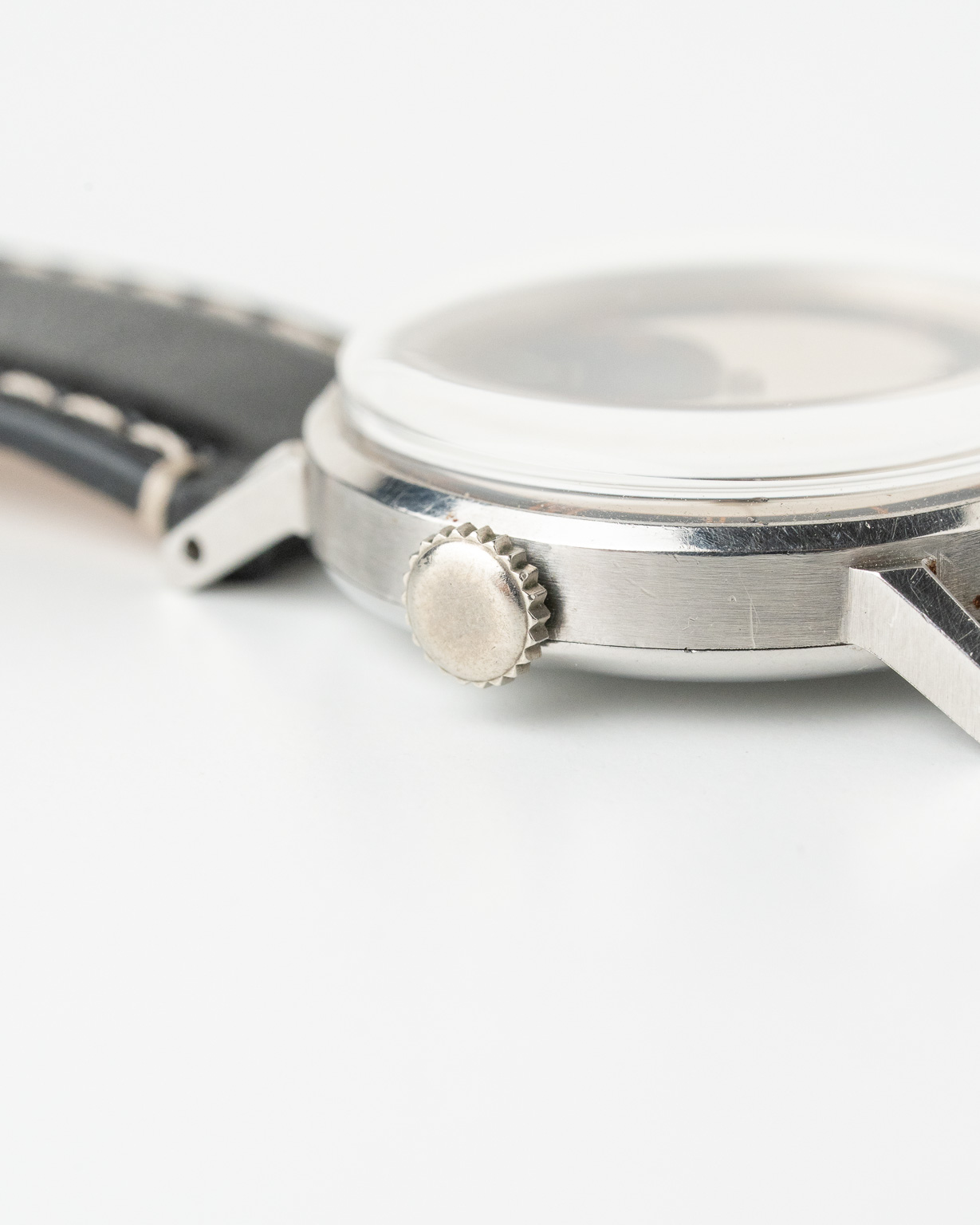 Vintage Omega Bullseye 30T2 from 1942 side 2