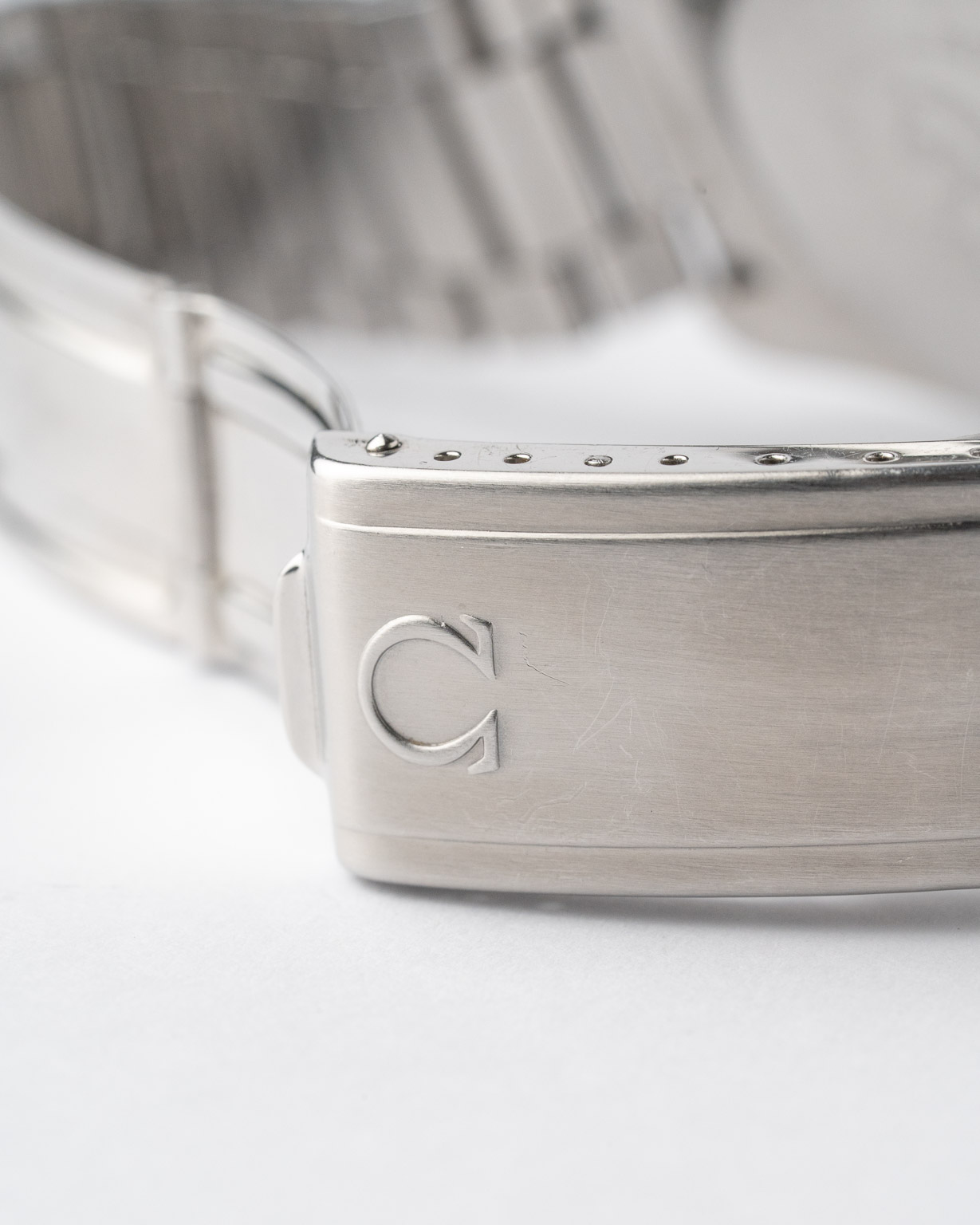 Vintage Omega Speedmaster Professional ¨220 misprint bezel¨ with flatlink bracelet 145.022-69 from 1970 clasp logo