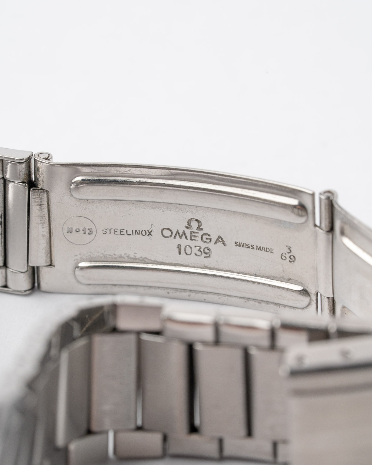 Vintage Omega Speedmaster Professional ¨220 misprint bezel¨ with flatlink bracelet 145.022-69 from 1970 clasp