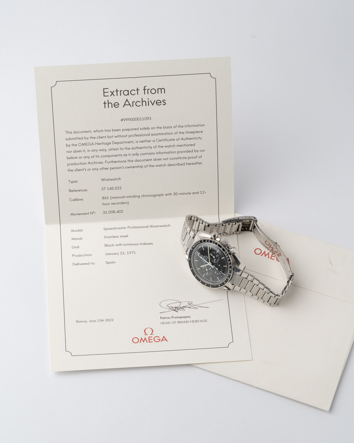 Vintage Omega Speedmaster Professional ¨220 misprint bezel¨ with flatlink bracelet 145.022-69 from 1970 extract