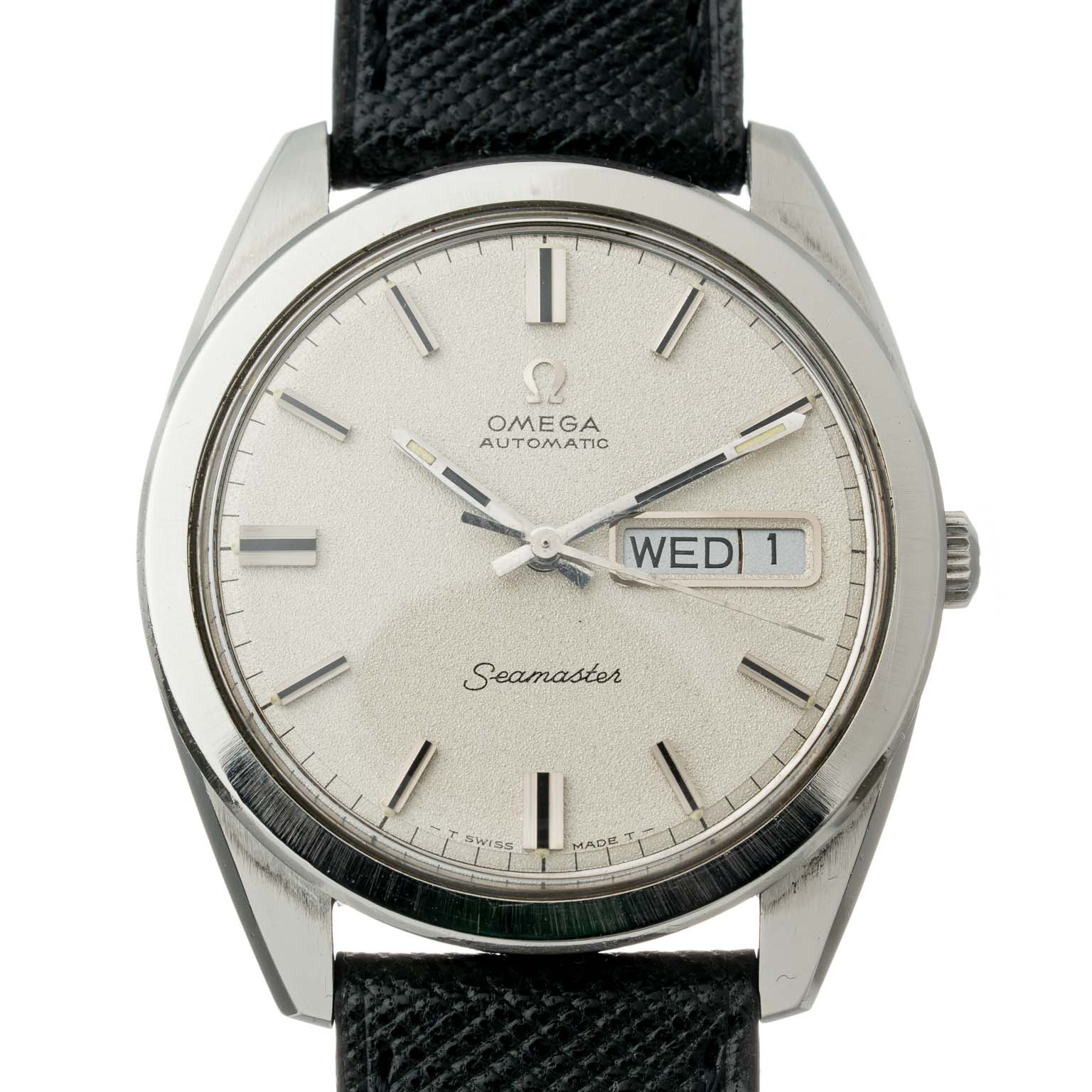 Vintage Omega Seamaster day date with white sparkle dial 168.023 from 1969 watch front