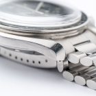 Vintage Omega Speedmaster Professional 'Straight writing' ref. 145.022 from 1971 watch lugs