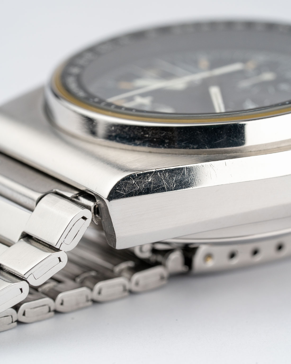 Vintage Omega Speedmaster Automatic Mark IV with black dial 176.0015 from 1975 watch side case