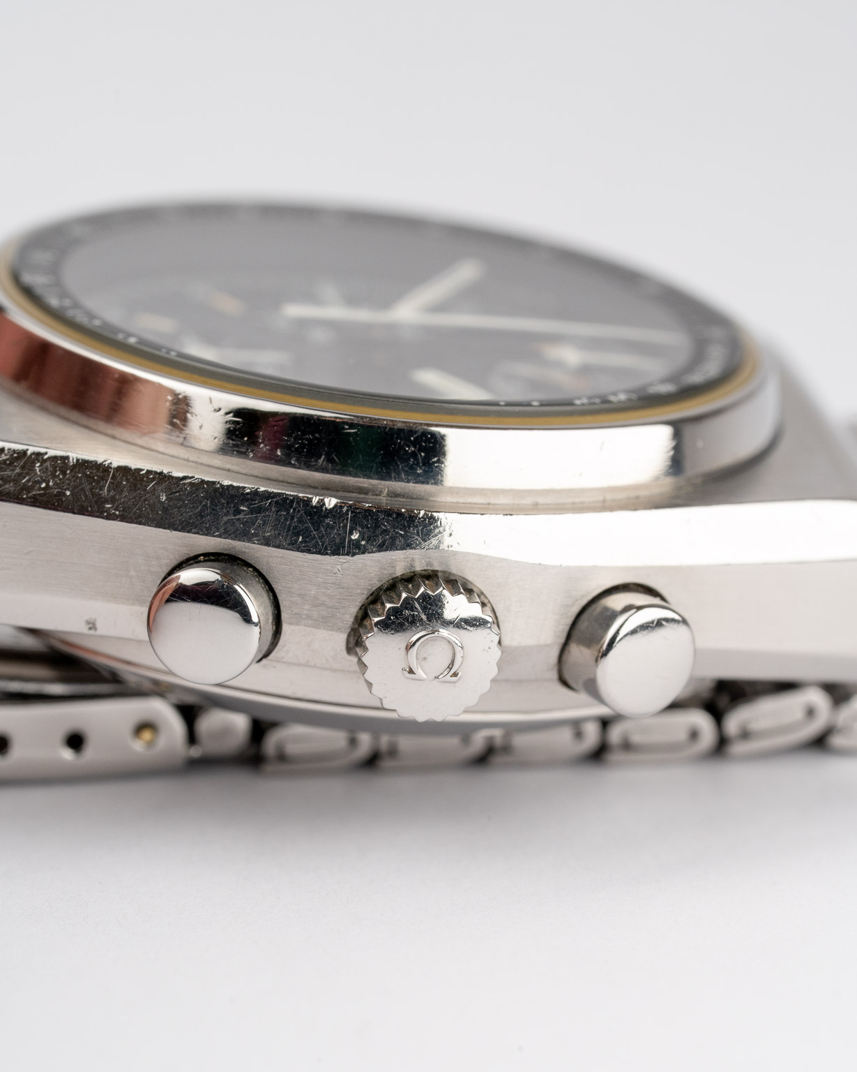 Vintage Omega Speedmaster Automatic Mark IV with black dial 176.0015 from 1975 watch crown