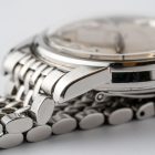 Vintage Omega Seamaster in stainless steel with Beads of Rice bracelet 166.009 from 1963 watch lug and bracelet