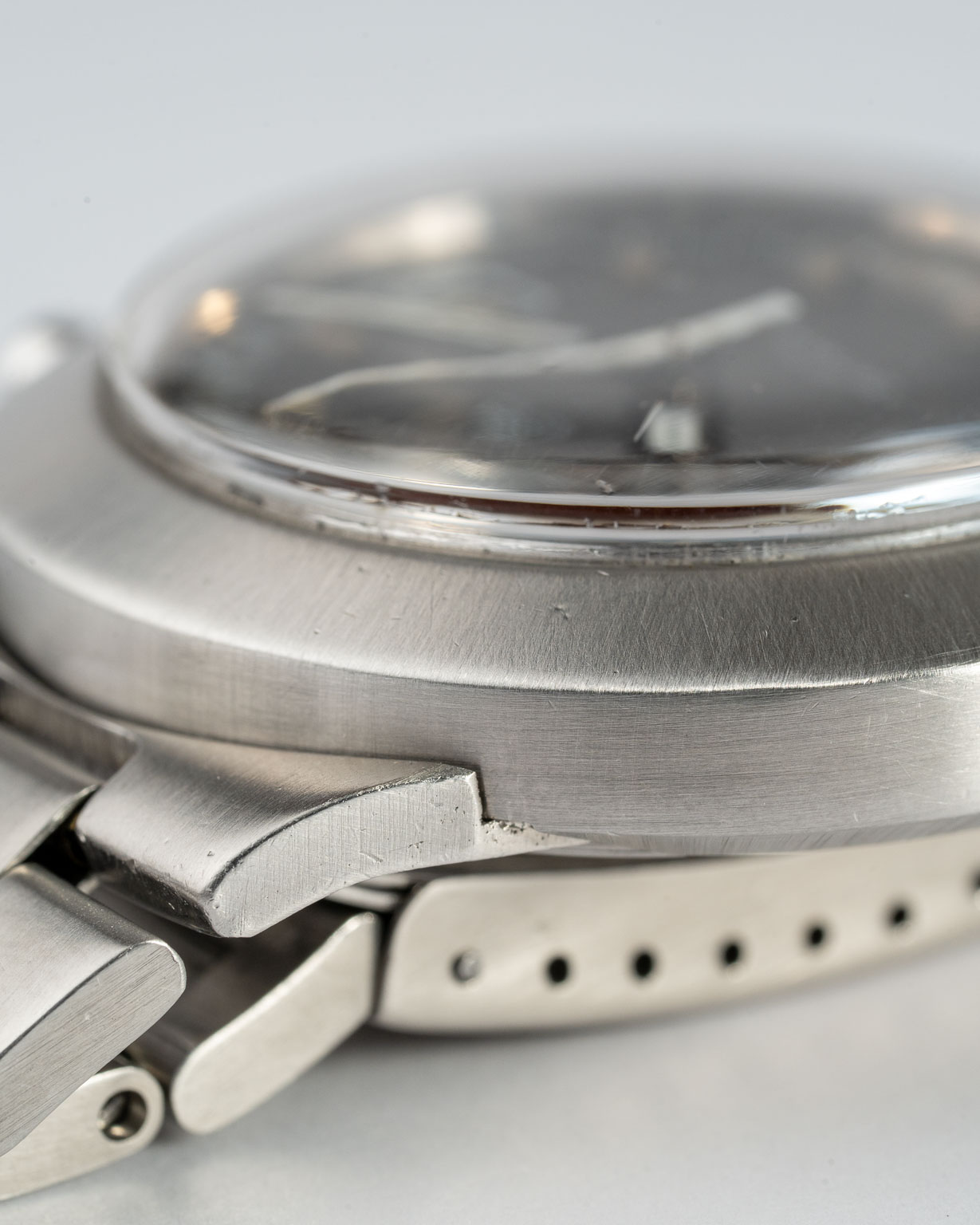 Vintage Omega Genéve Racing Jumbo Chronostop 146.012 from 1970s case