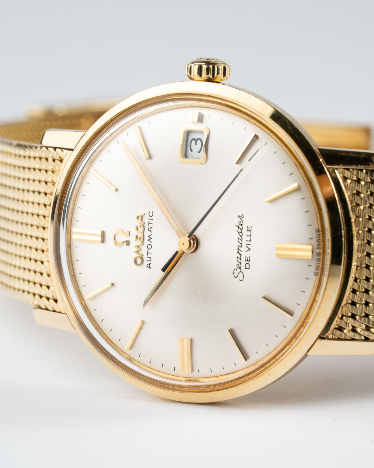 Omega seamaster oro años 60 hot sale
