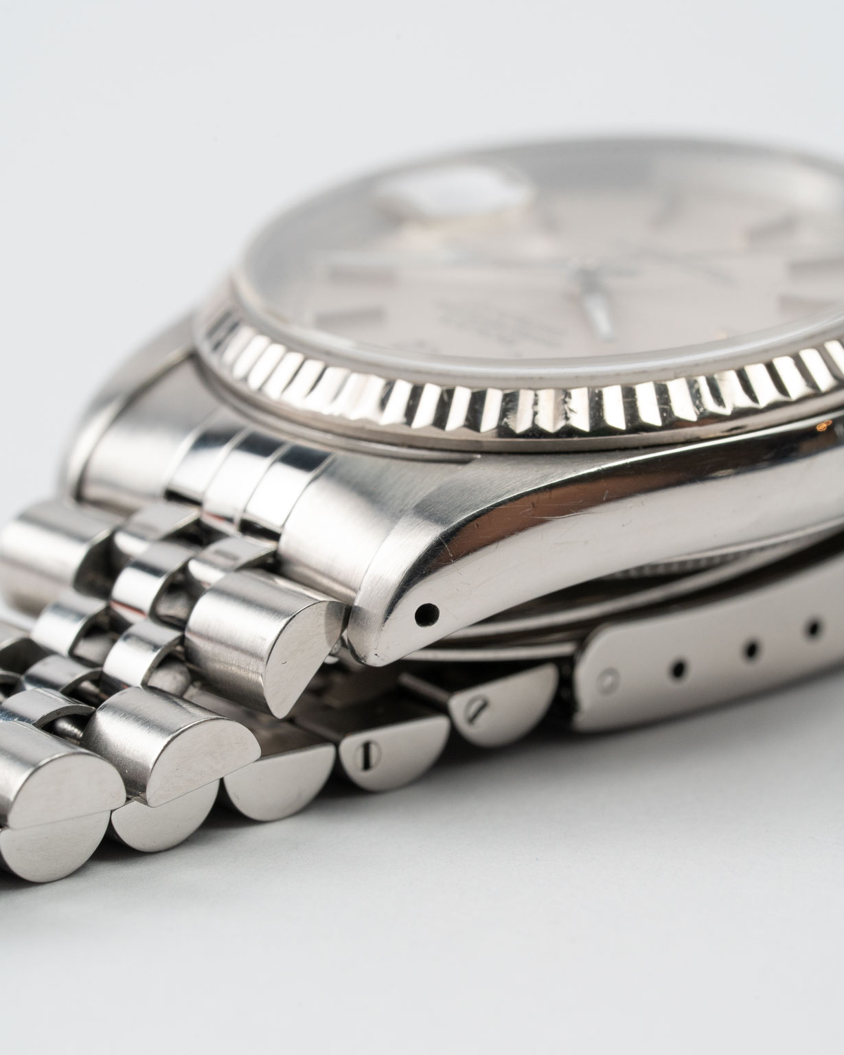 Vintage Rolex Datejust 16234 stainless steel with Jubilee bracelet from 1988 lug