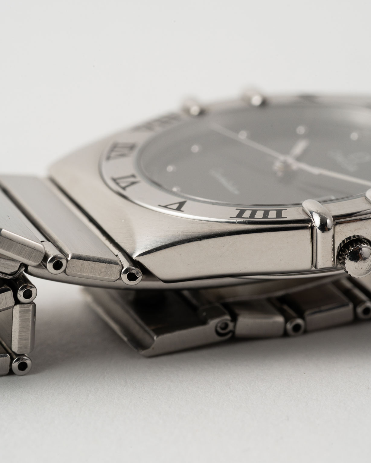 Vintage Omega Constellation Steel quartz with Black dial reference 396.1080 from 1991 side 3