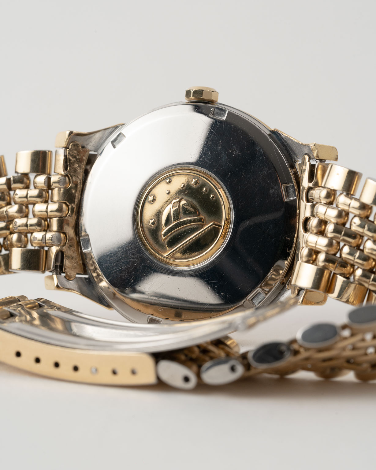 Vintage Omega Constellation Pie Pan BOR bracelet reference 168.005 from 1967 caseback