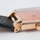 Patek Philippe 1566 Zalmkleurige wijzerplaat 18k roségoud 'Pink on Pink' uit 1948 zijde 3