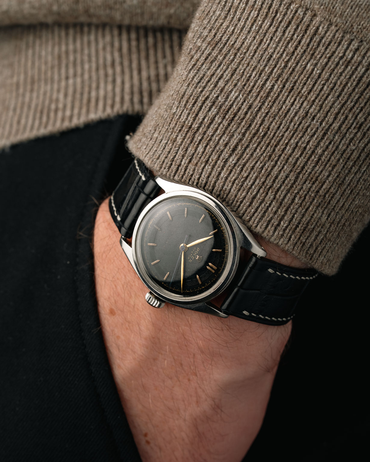 Rolex Black Concentric Circle Dial with blue seconds hand ref. 4365 from 1946