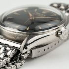 Rolex 6084 Semi Bubbleback, zwarte vergulde wijzerplaat uit 1952