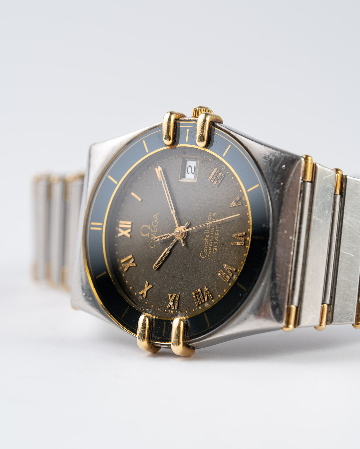 Omega Constellation 198.0136 Manhattan from 1984 dial