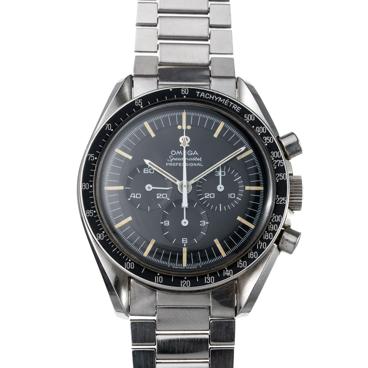org-42019710d4344e2f877b1bbffa1d69d32F332de8945fc04a43845081b99882d51f-20260902_vintage_masters_drop_september_web-040-1.jpg Omega Speedmaster 145.022-68 with flat link bracelet from 1969 full flat view