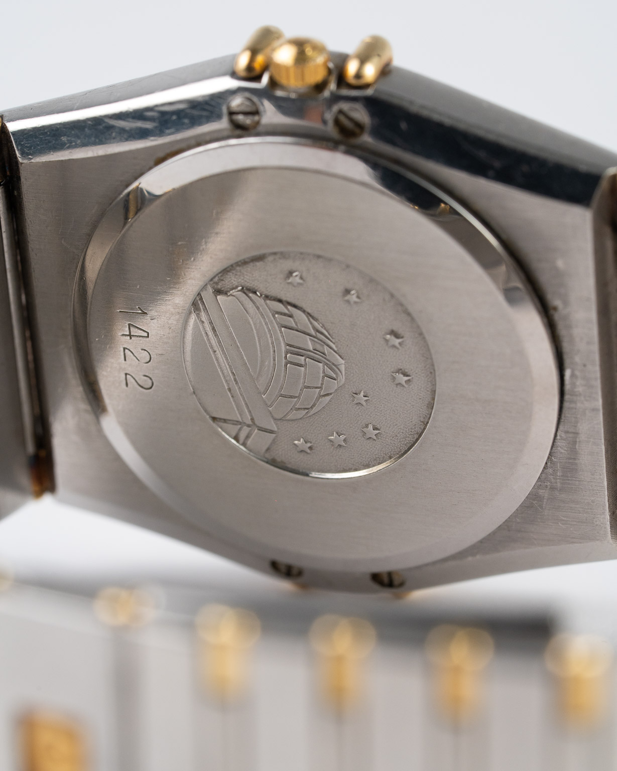 Omega Constellation 198.0136 Manhattan from 1984 caseback