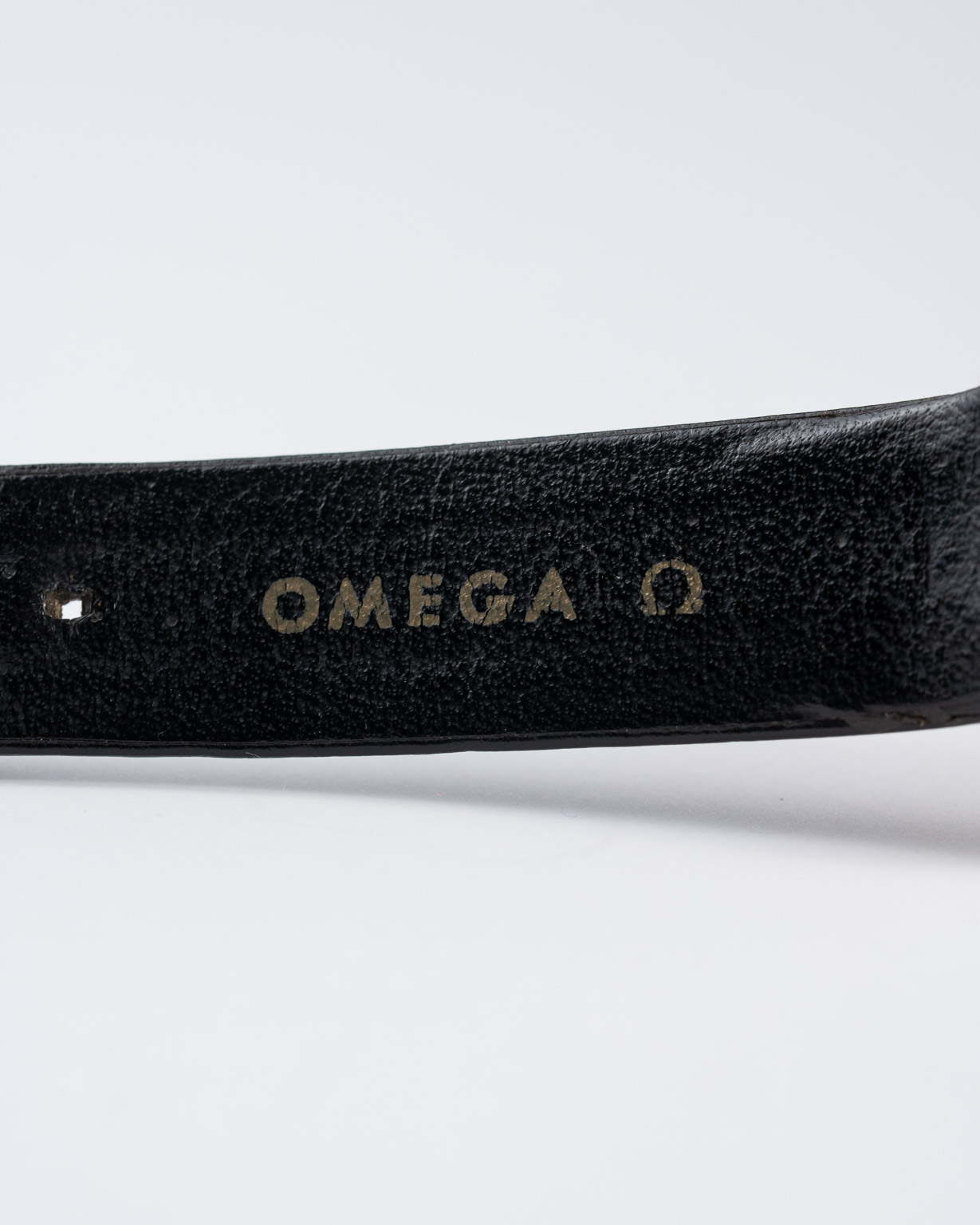 Omega Genève 136.0102 gold plated, full set from 1975 strap