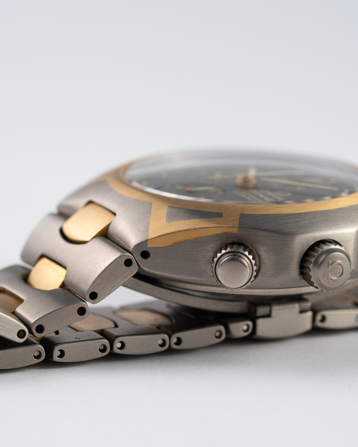 Omega Seamaster Titane Chronograph Automatic 41.5mm with papers from 1993 helium escape value other side