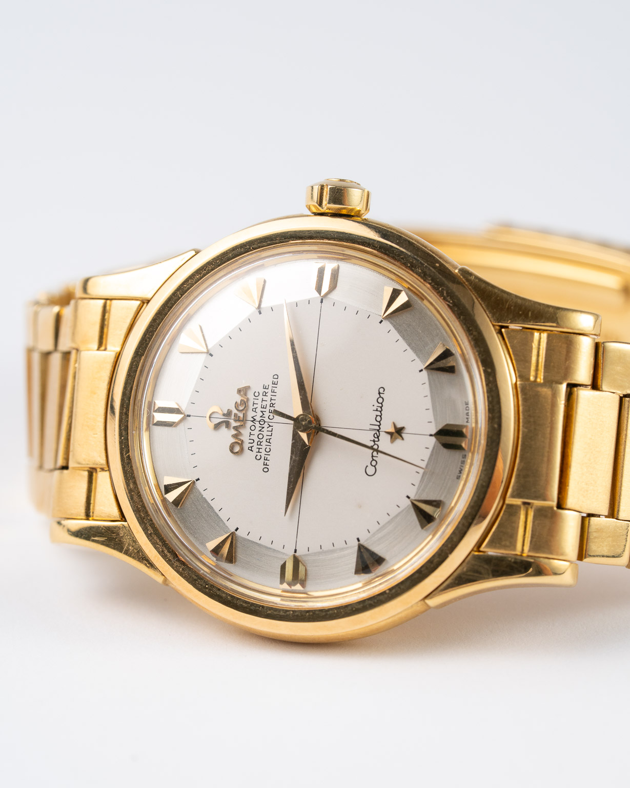 Omega Constellation 2852 18K gold, on gold flatlink, full set from 1959 dial